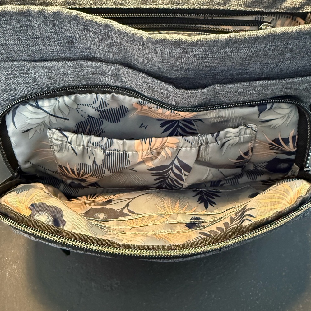 Lug Shimmy! Great condition! - Picture 4 of 11